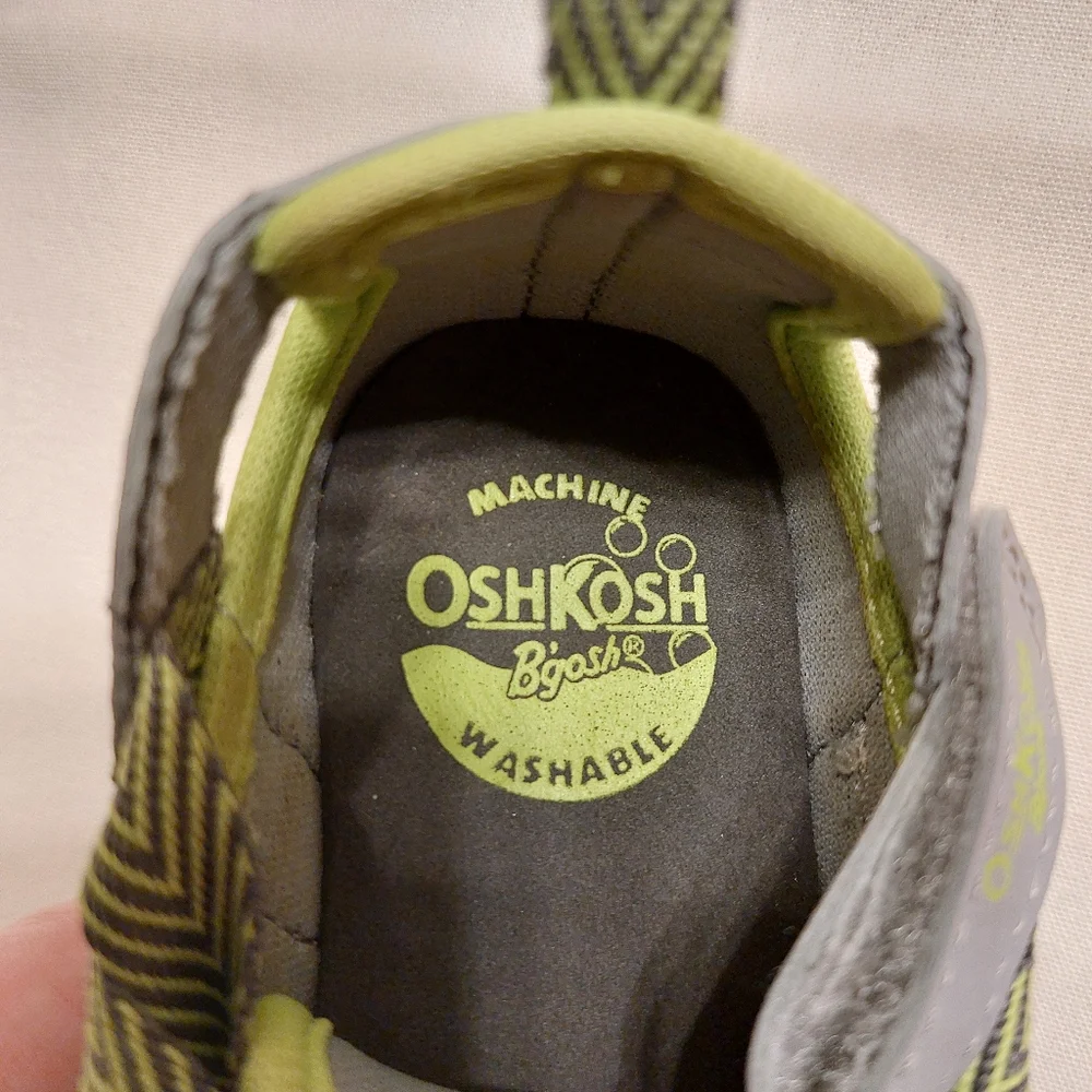 OshKosh Everplay Flexible Outsole Bump Toe Sandal Shoe Neon Green Toddler 7 EUC